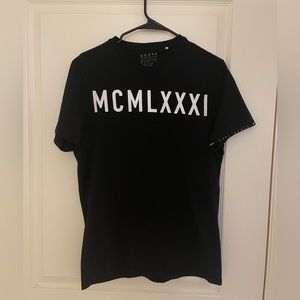 Guess Los Angeles Mens T-Shirt Black.Size M